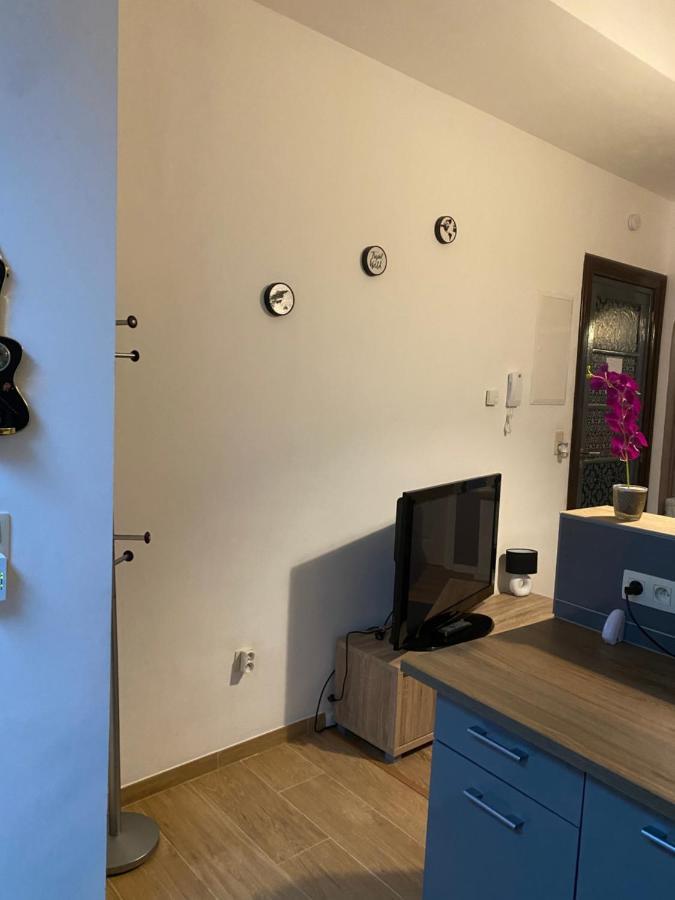 Superbe Appartement Charleroi Exterior foto